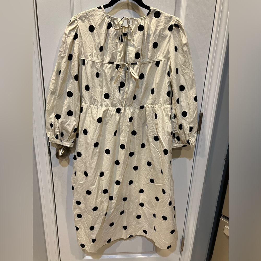 Dress - Picture 2 of 5